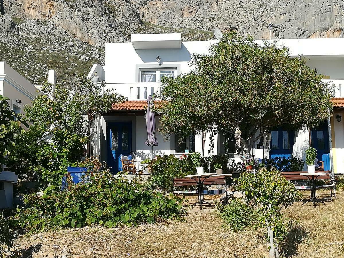 Sylvia'S Houses Skalia Exterior photo